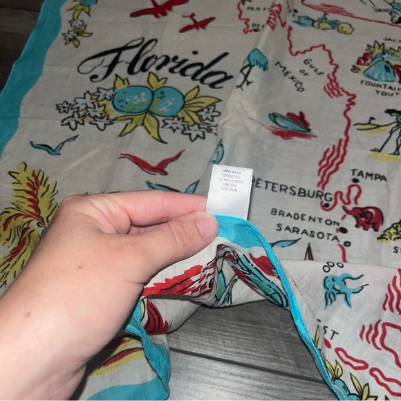 Florida Themed Scarf with Blue and Red Accents, 100% Cotton - Picture 5 of 5